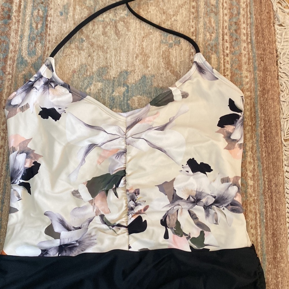 Athleta one piece swimsuit - Picture 2 of 5